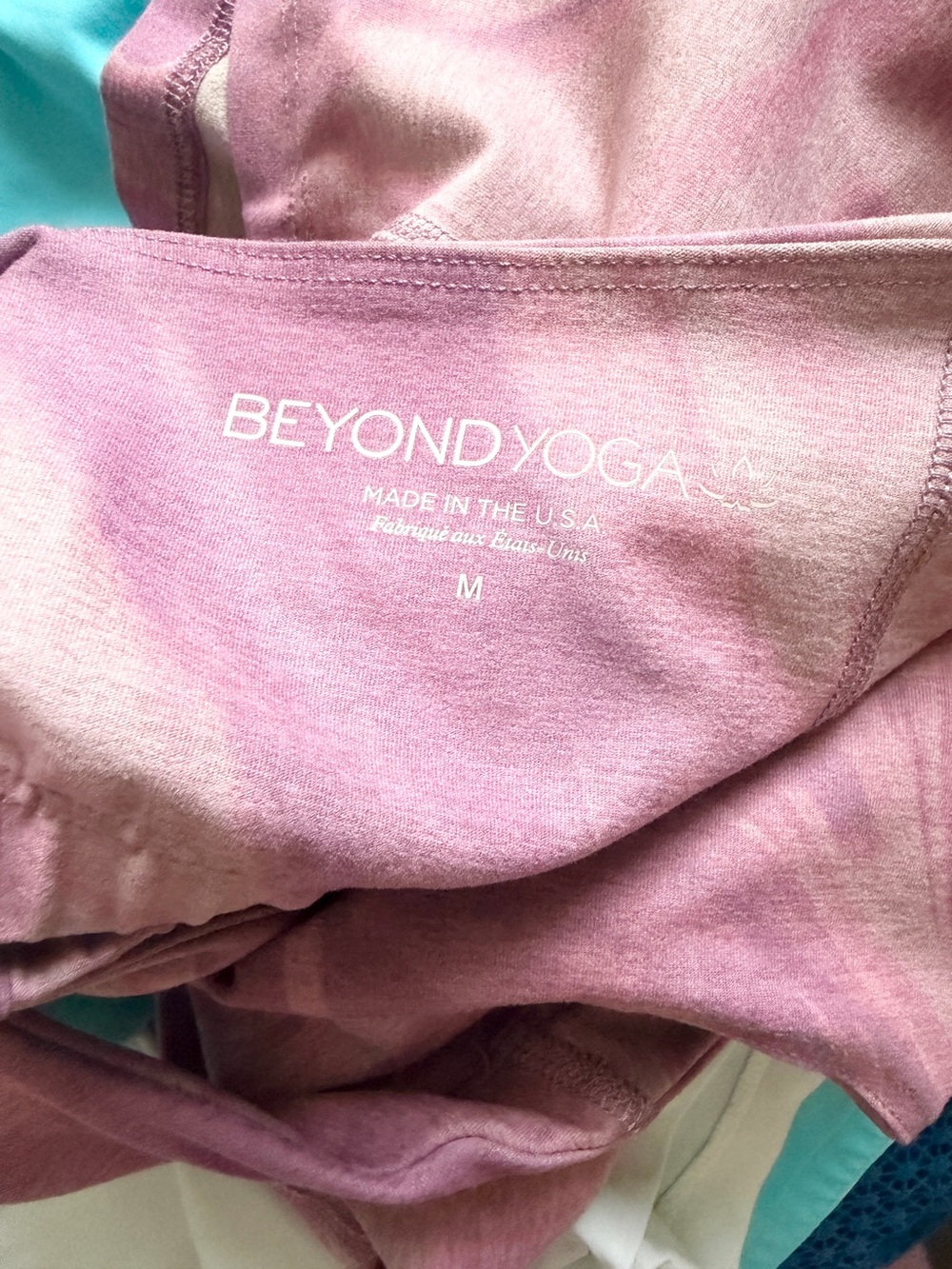 Beyond Yoga MEDIUM SMALL Spacedye Printed leggings sports bra set purple marble - Picture 5 of 10